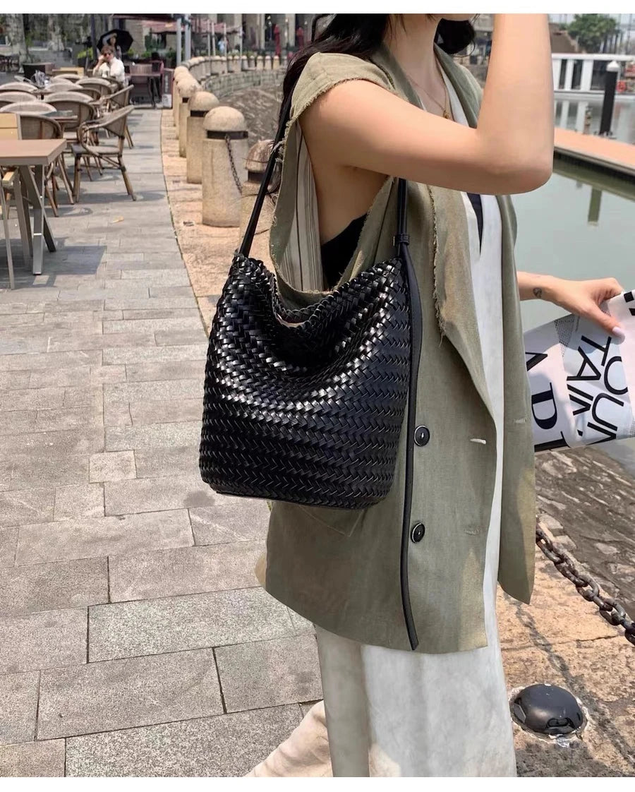 Luxury Woman Handbag New High End Hand-Woven Genuine Leather Women's Bag Large Capacity Shoulder Tote Bag Underarm Bag Bucket Ba