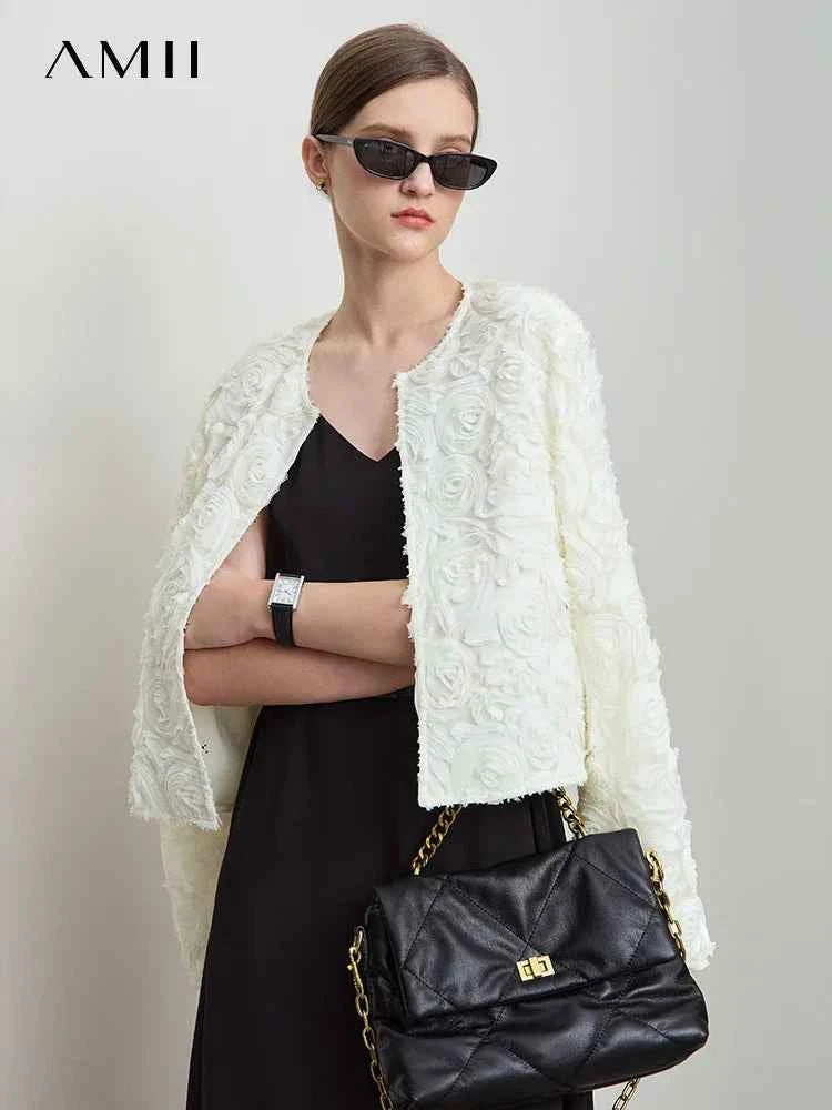 AMII Minimalism Short Jacket Women 2025 Autumn New Elegant Romantic Stereoscopic Flower O-Neck Hook Button Outwear Coat 12521066