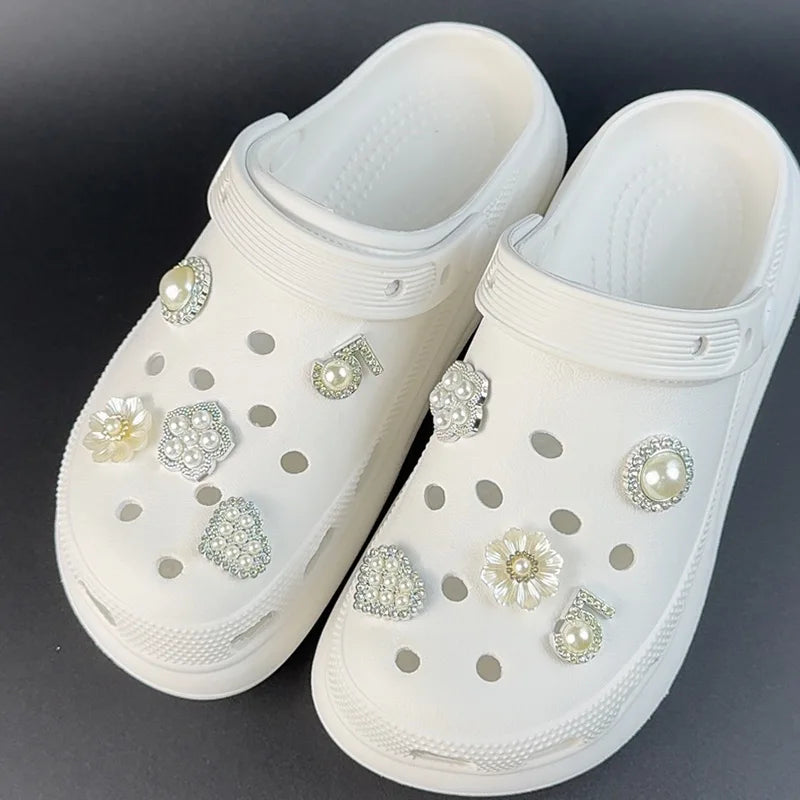 10PCS Fashion Shoe Charms Set Accessories Hole Shoe Buckle Summer Pearl Rhinestone Flower DIY Shoes Decorations for Sandals