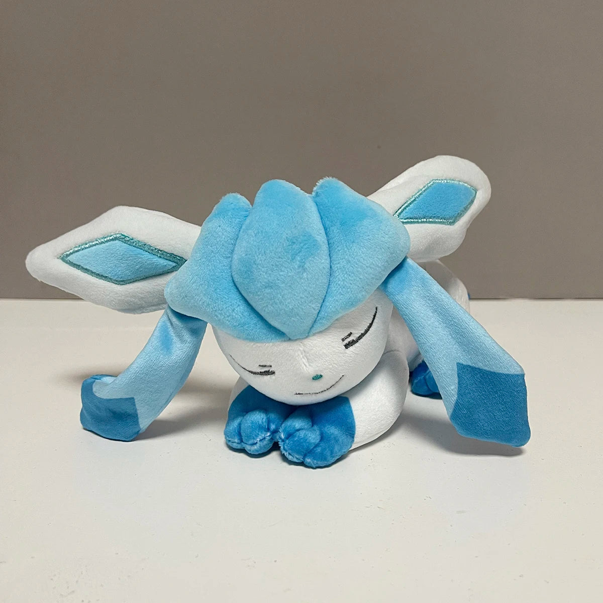 New Pokemon Snivy Abra Treecko Plush Kawaii Eevee Charizard Pikachu Genger Jirachi Blastoise Doll Aerodactyl Wholesale Gifts