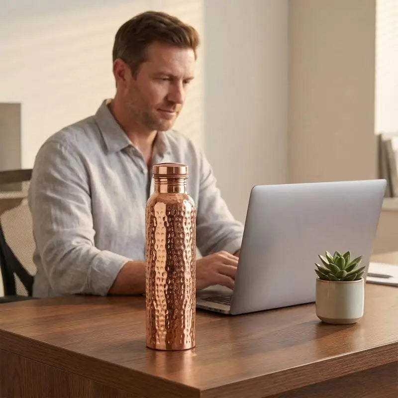 800ML Electroplated Copper Water Bottle One-Click Open Lid Anti-Slip Hammer Pattern Bottle Sports Water Bottle