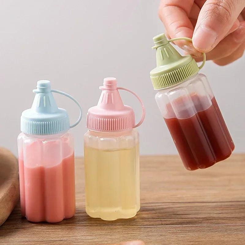 4Pcs Mini Sauce Bottles Condiment Dispenser Ketchup Bottle Mustard Salad Dressing Sauce Bento Container Kitchen Accessories