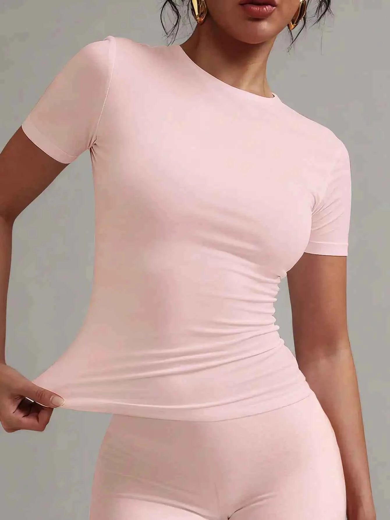 Women's White Solid Round Neck Short Sleeve Fitted T-Shirt for Summer Casual Wear