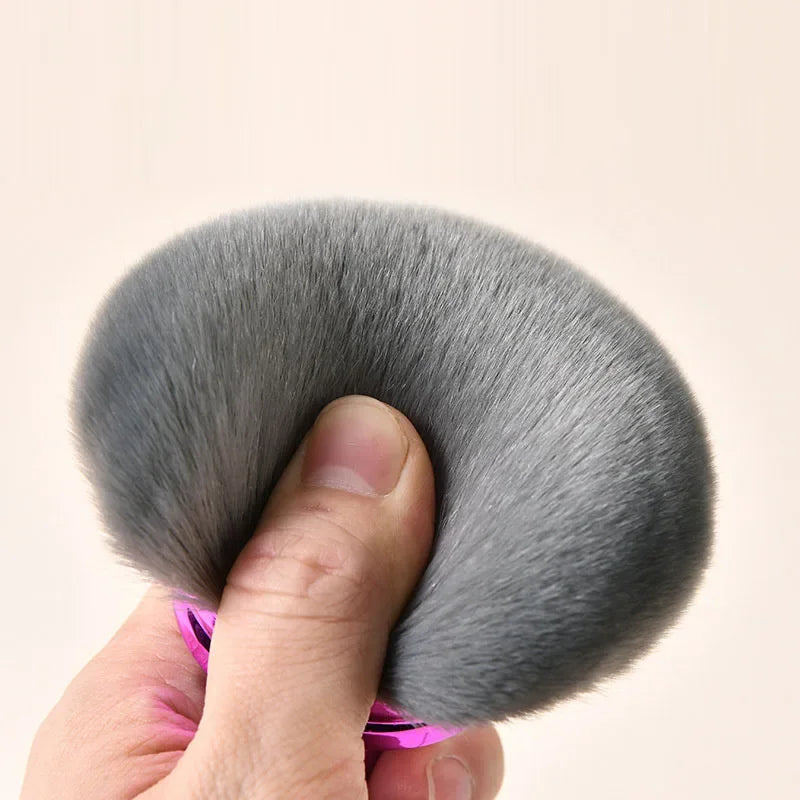 Extra Large Kabuki Body Brush Streak Free Self Tanner Applicator for Legs Body Bronzer Liquid Makeup Wide Round Head Blur Tool