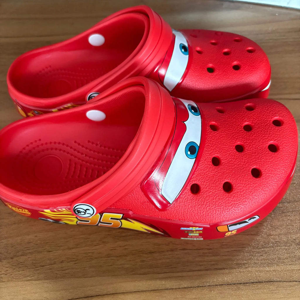 New Mcqueens Cartoon Slippers  Waterproof Eva Outdoor Sandals With Breathable Holes Adult Casual Beach Shoes Gift