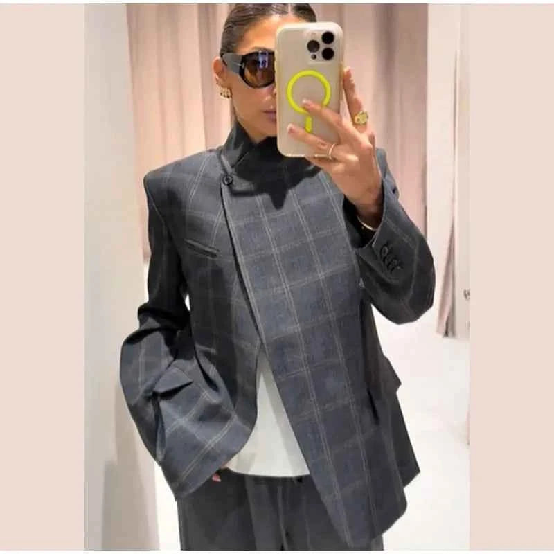 Irregular Plaid Blazer Jacket Women Fashion Stand Collar Full Sleeve Split Loose Short Jackets 2025 Lady Daily Commute Outwear