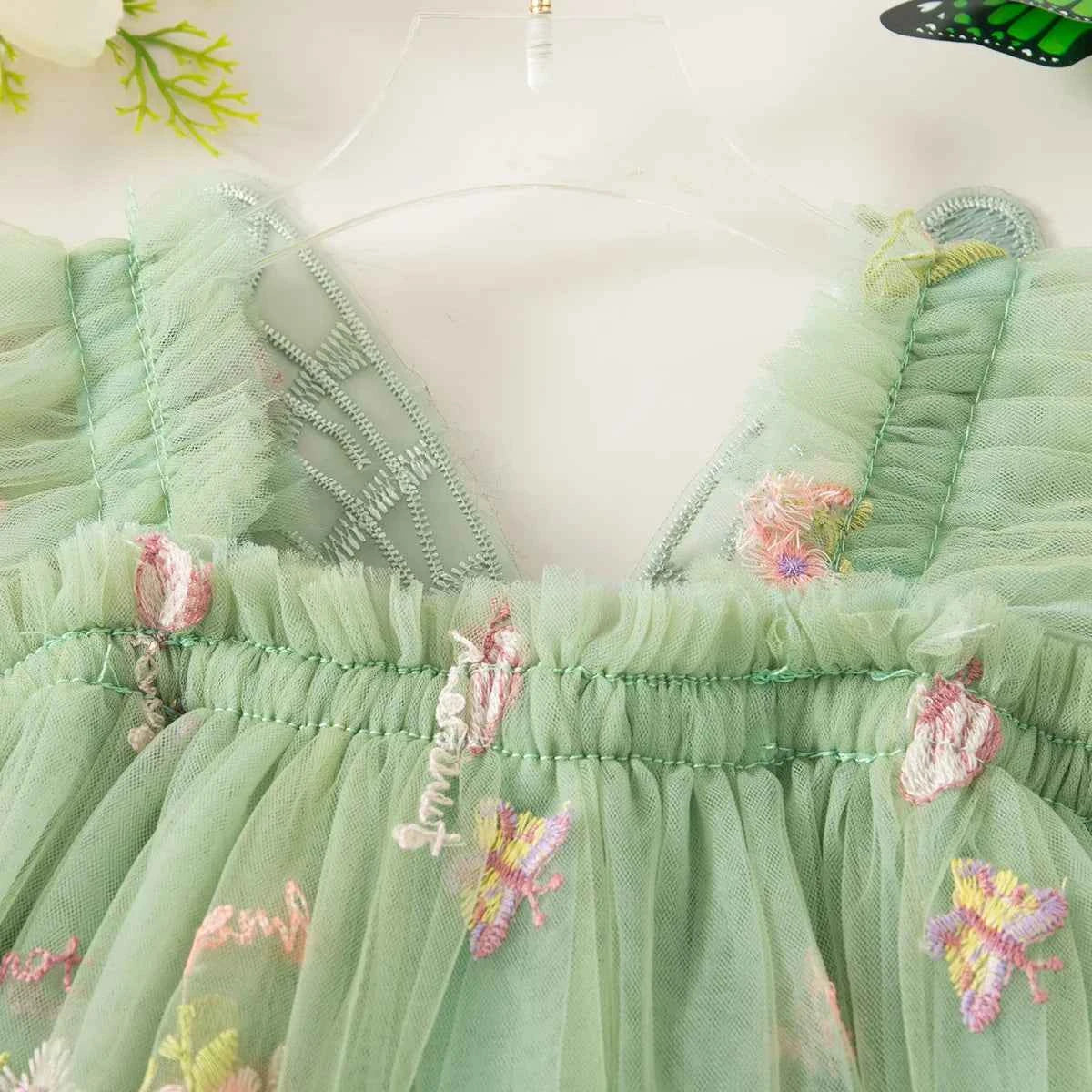 Summer New Girls' Dress Halter Small Flying Sleeve Embroidery Pattern Wings Sweet Princess Dress Mesh Princess Dress