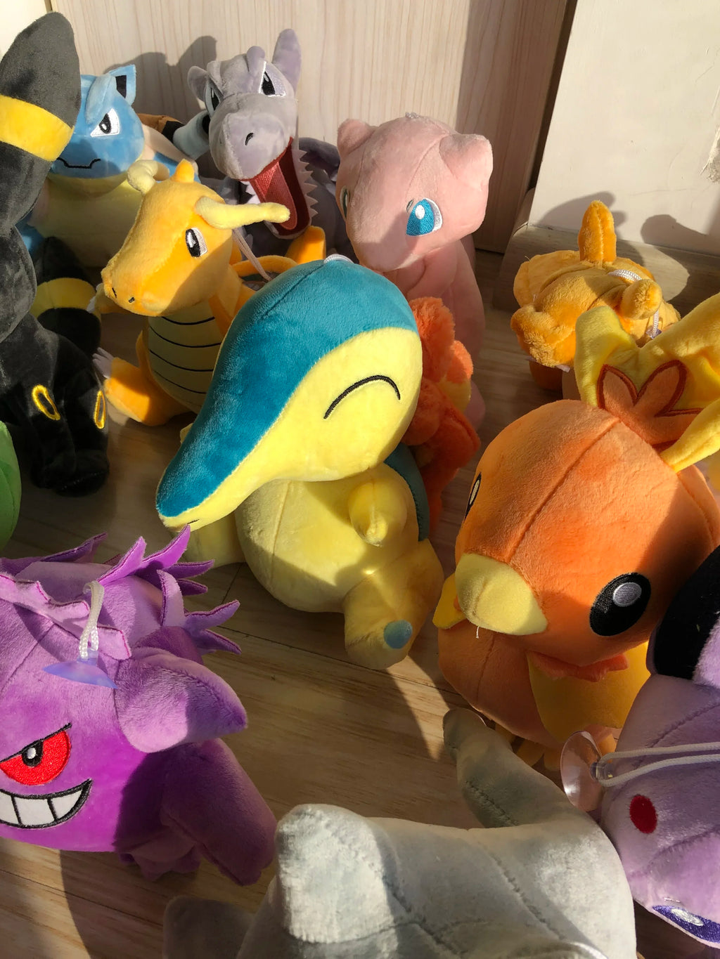 New Pokemon Snivy Abra Treecko Plush Kawaii Eevee Charizard Pikachu Genger Jirachi Blastoise Doll Aerodactyl Wholesale Gifts