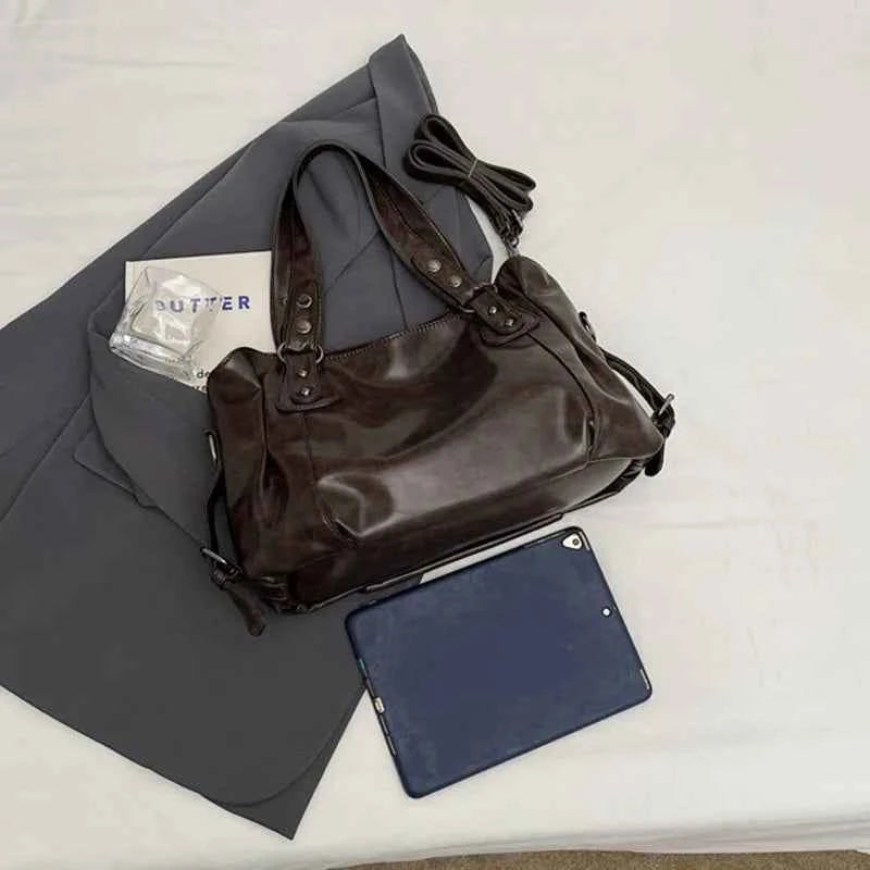 Fashion Classic Versatile Commuter Shoulder Bag Large Capacity Retro Handbags Travel Tote Bags Zipper Opening Women Shopping Bag