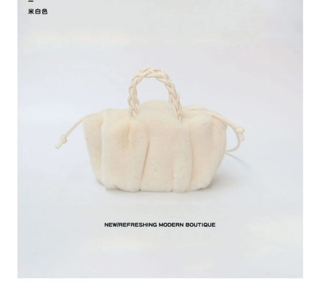 Autumn and winter versatile simple solid color portable hair bag women's autumn and winter new pleated cloud bag high-end plush