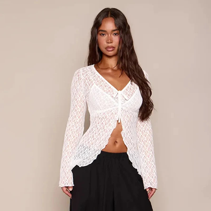 French style pure desire V-neck lace long sleeved shirt, slimming and versatile, long sleeved top