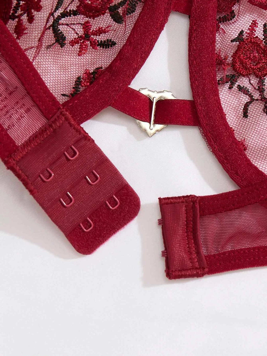 Ladies' wine red heart-shaped design embroidered semi transparent comfortable breathable underwear set, suitable ZA825026