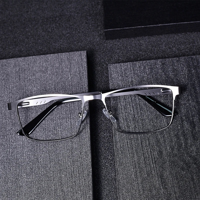 High Quality Stainless steel Reading Glasses Men Women Fashion Presbyopic Eyeglasses Business Hyperopia Anti Blue Light Eyewear1