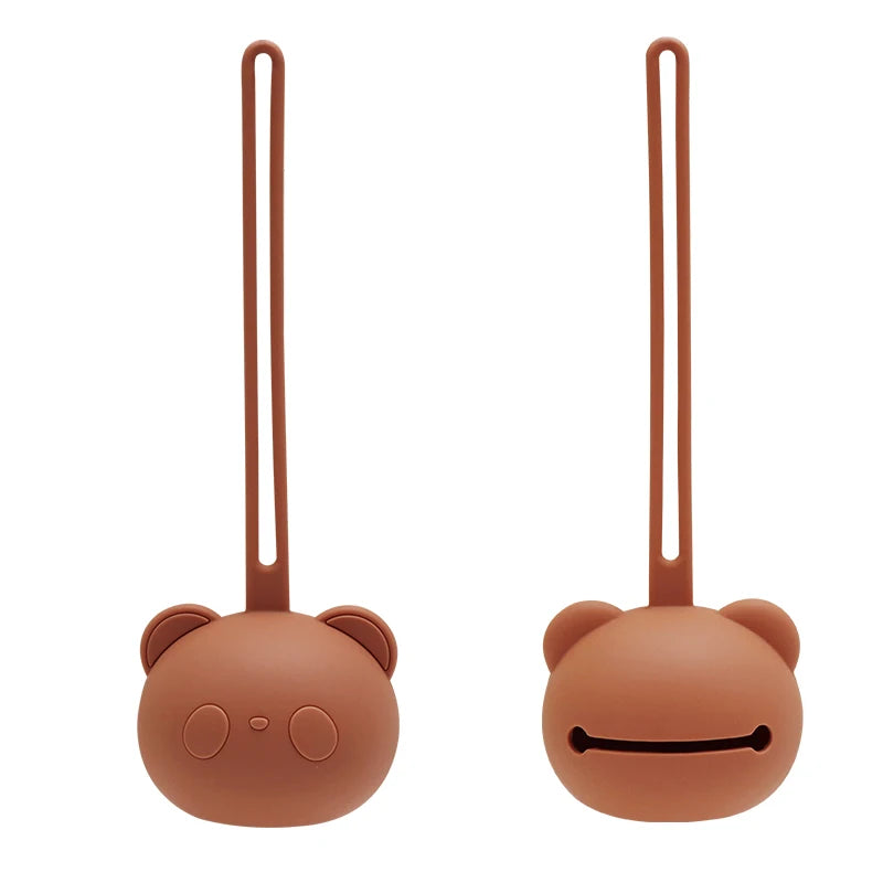 New arrival Hot Sell thick panda bear Shape  Baby Pacifier Case  Holder  Silicone Nipple Cover for infant