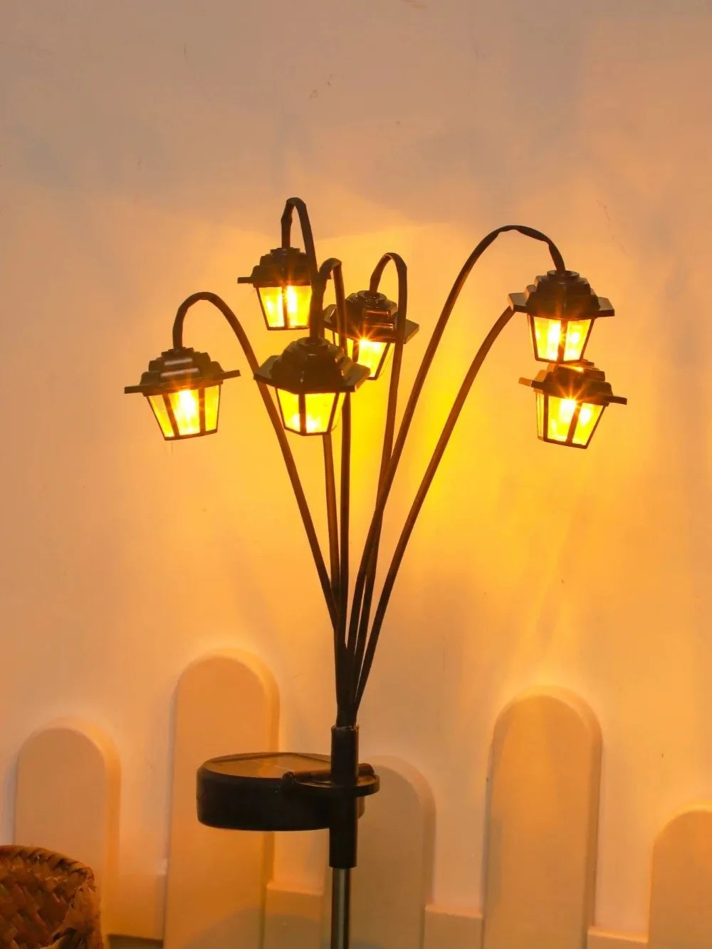 1pc Retro Lantern Decorative Light Waterproof Street Lawn Lamp Solar Garden Lights 6LED Holiday Party Lamp