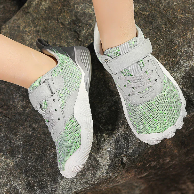 Kids Barefoot Shoes Boys Girls Sneakers Aqua Shoes Naturally Splay Shoes Wide Toe Water Quick Dry Beach Shoes Sports Swimming