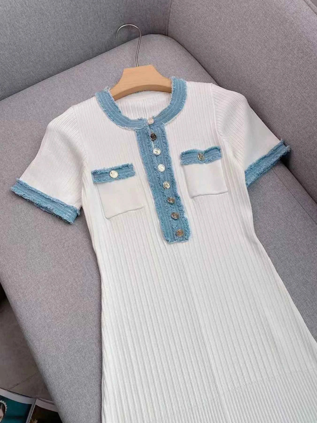 Elegant Contrasting Women Knit Maxi Dress Chic O-neck Short Sleeve Metal Buttons Bodycon Dresses Office Lady Commuting Robe