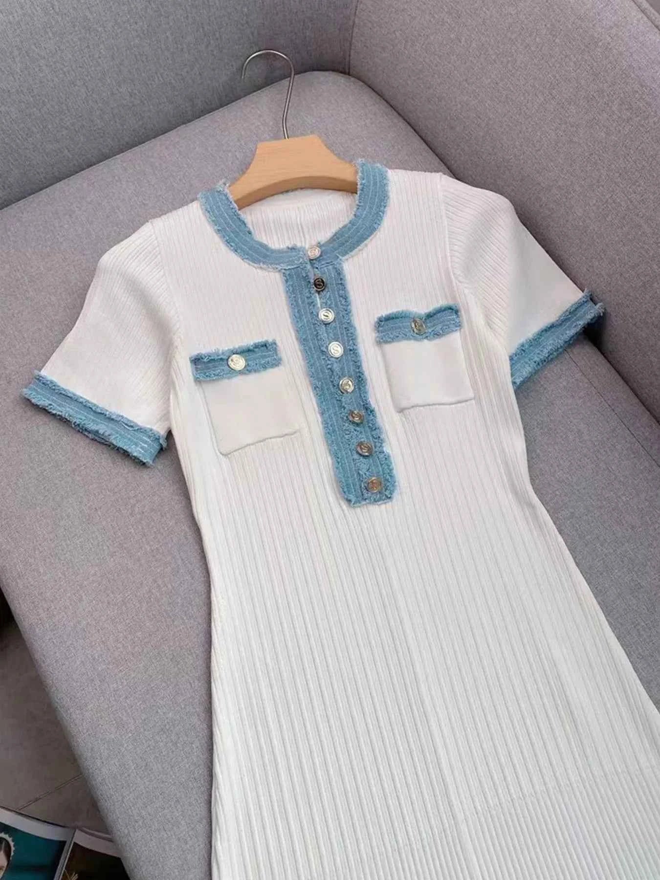 Elegant Contrasting Women Knit Maxi Dress Chic O-neck Short Sleeve Metal Buttons Bodycon Dresses Office Lady Commuting Robe