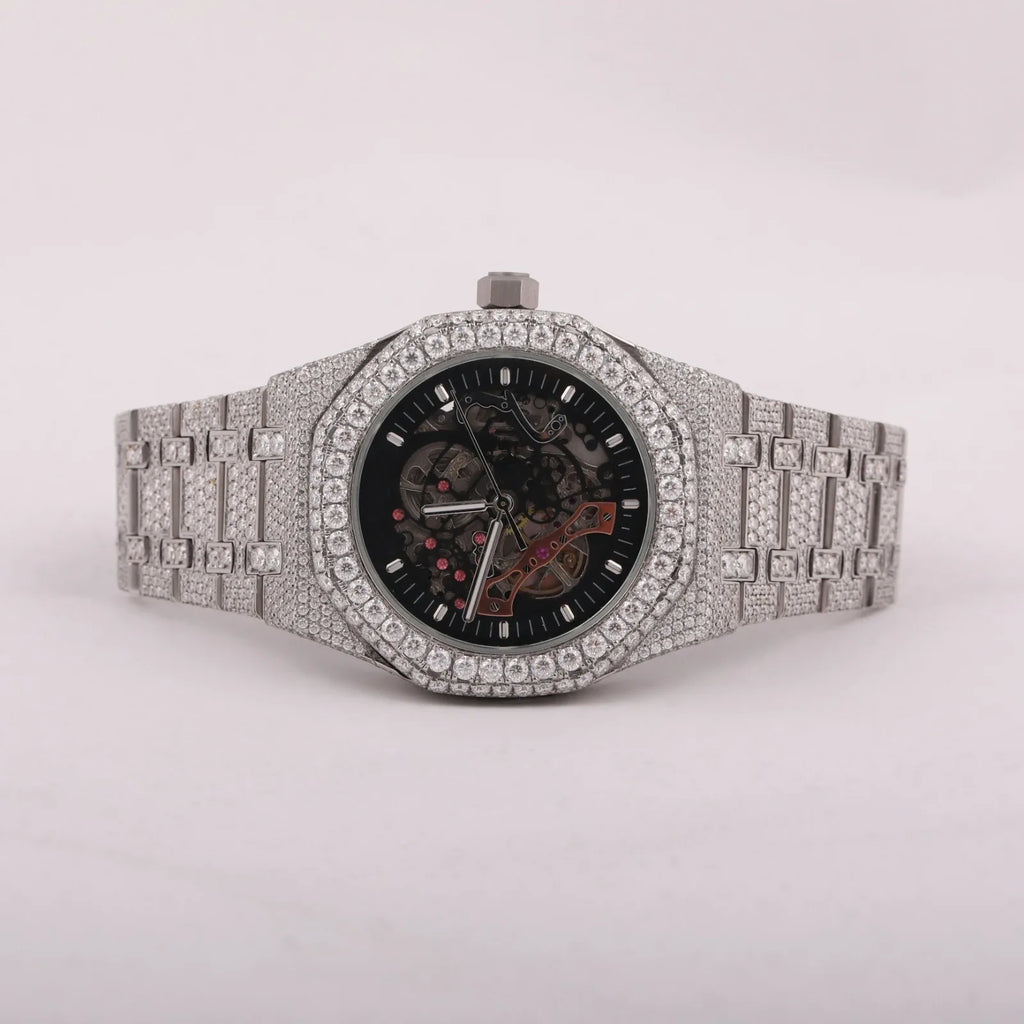 Excellent Quality Round Shape Rubber Band Watch for Wedding and Partywear Men's Quartz Watch Available at Affordable Price