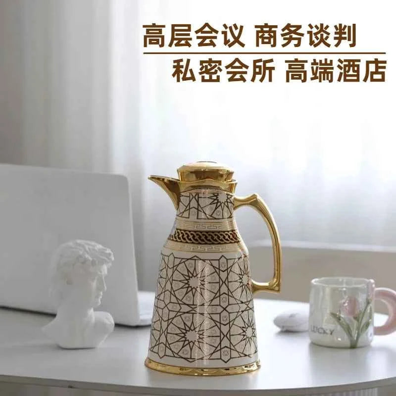 Insulated water bottle for household use, hot water bottle for business clubs, and office water bottle