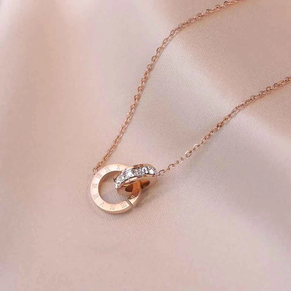 Stainless Steel Famous Brand Roman Numerals Pendant Necklace For Woman Woman Necklace Luxury Jewelry