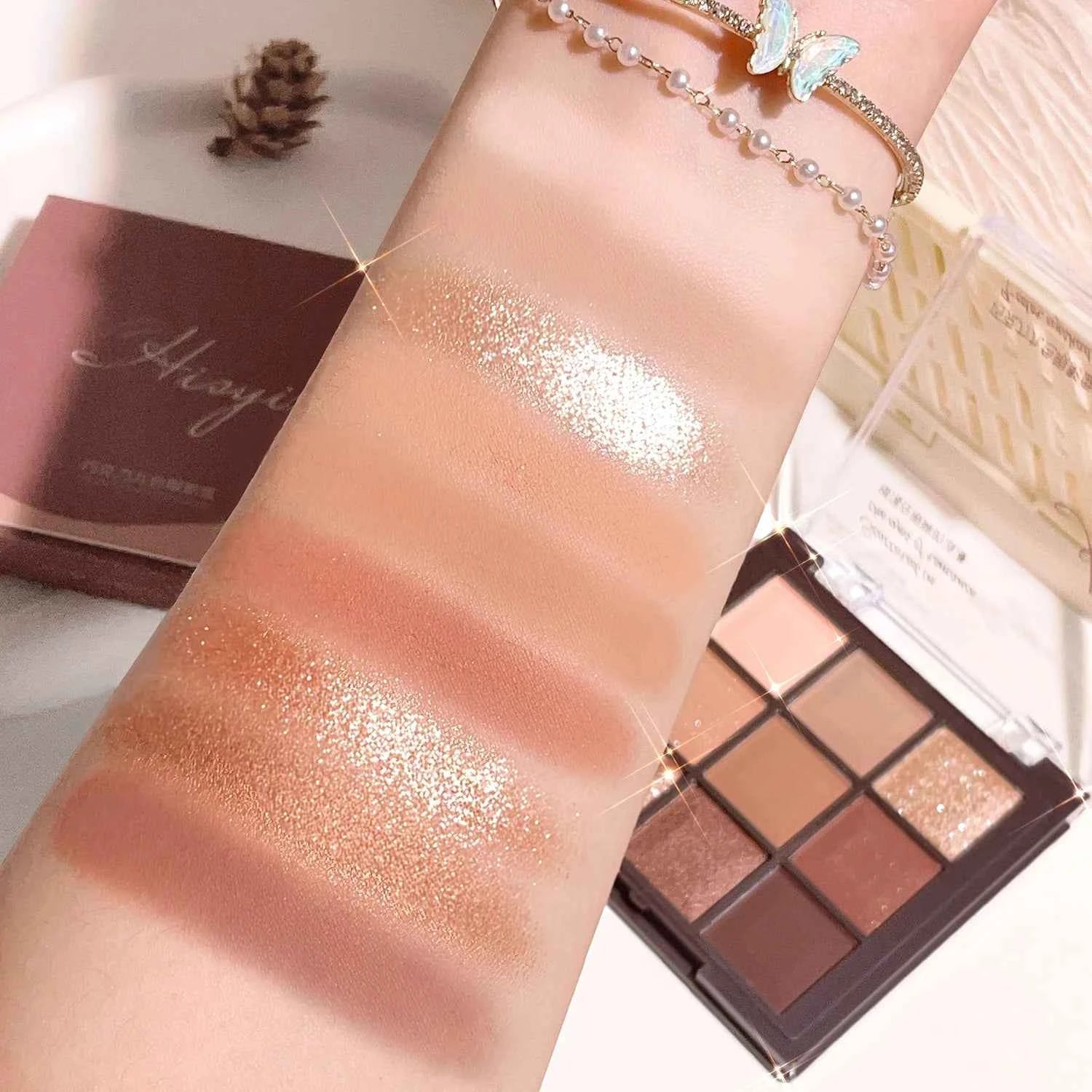 Mocha Chocolate Eyeshadow Palette - 9 brown, nude and gold shades in matte, natural and shimmer finishes, perfect for music fest