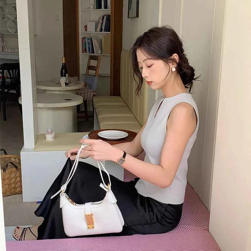 Women V-neck Good Quality Breathable Sleeveless Knit Tank Top Sweater Vest Spring Summer New in Chic Top Minimal Style