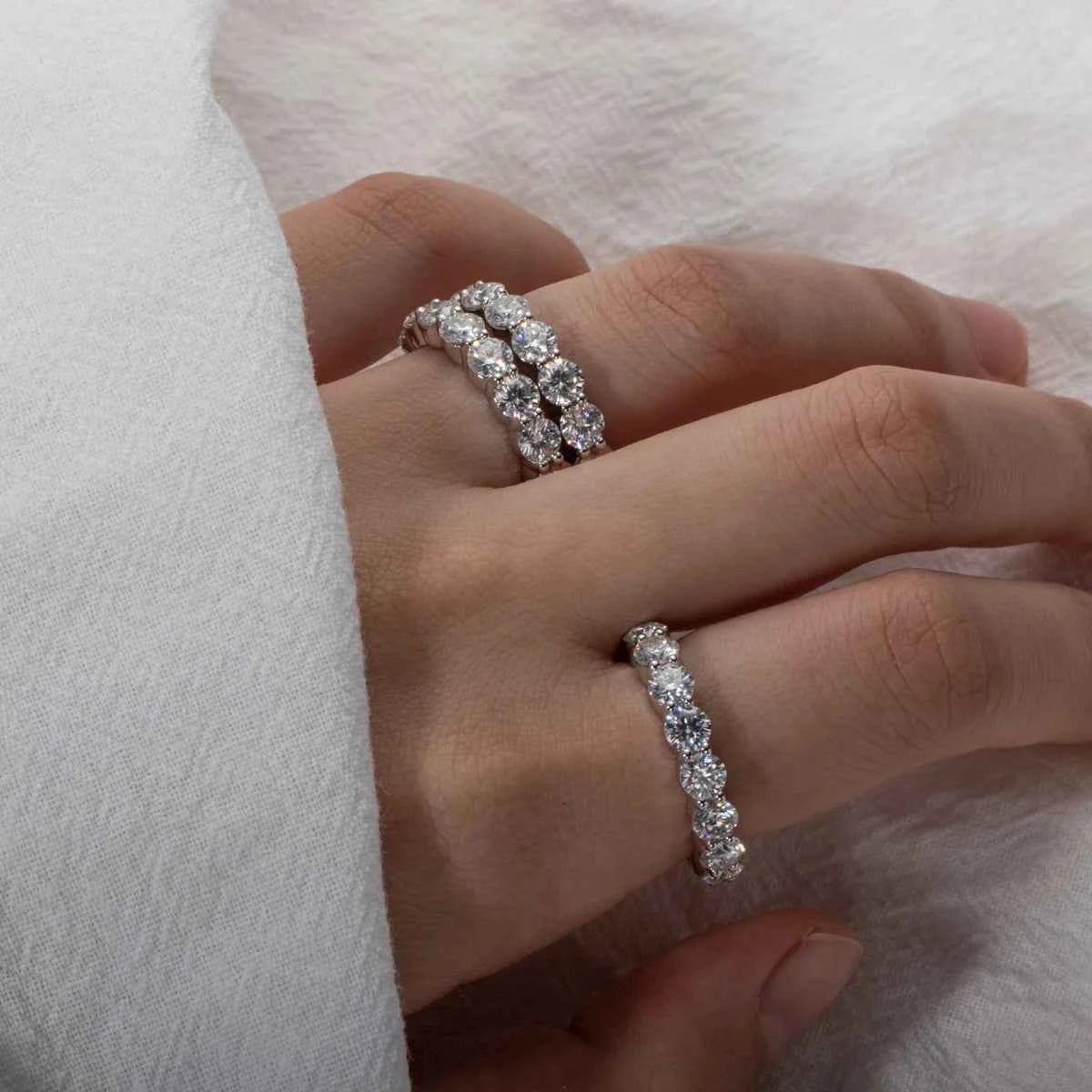 AnuJewel 4mm Moissanite Wedding Band Ring