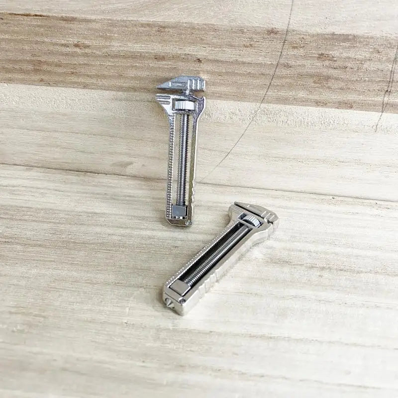 Advanced Outdoor Small Tools: Portable Mini Wrench & Multitool; Lightweight Titanium Alloy Mini Wrench and Multitool