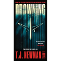 Drowning: The Rescue of Flight 1421 (a Novel) - Mass Market Paperbound